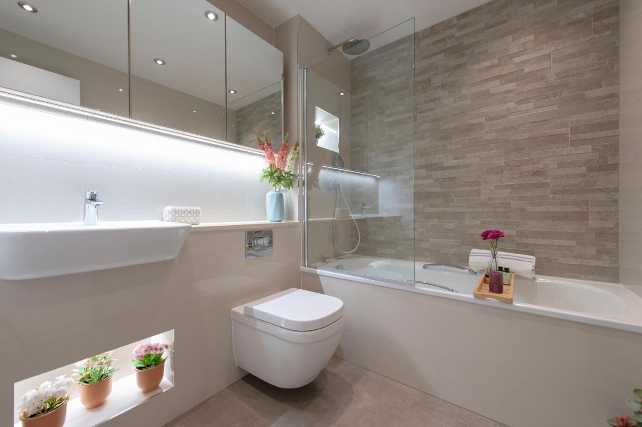 City Living Apartments Лондон Екстериор снимка