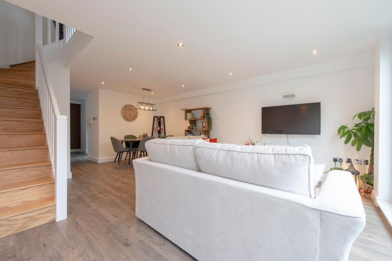 City Living Apartments Лондон Екстериор снимка